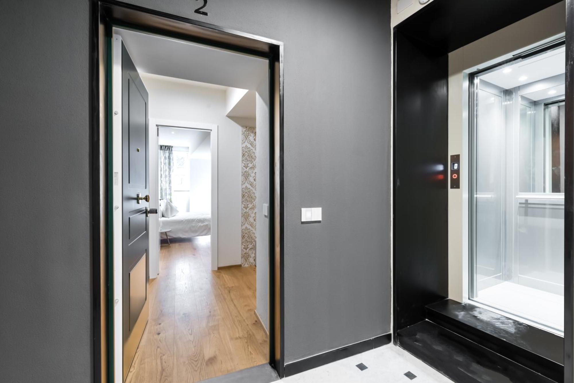 Appartement History And Design Facing The Old Port Genua